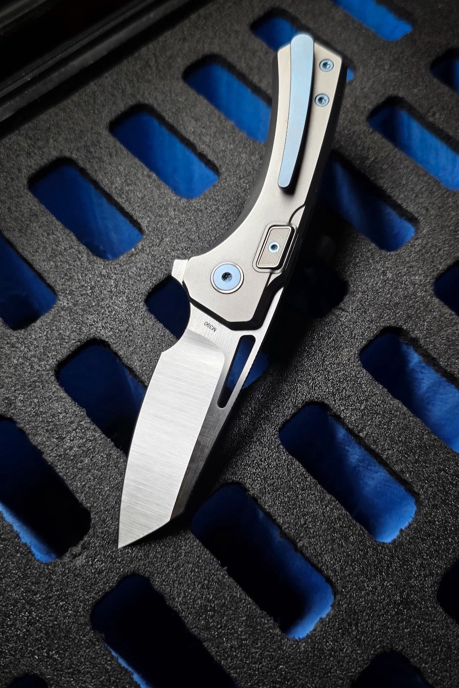 N5 | THE SILHOUETTE